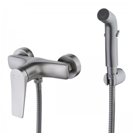 Смеситель LEMARK Bronx LM3718GM с гигиеническим душем Смеситель LEMARK Bronx LM3718GM с гигиеническим душем
